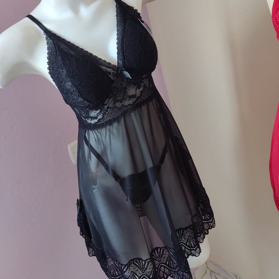 Camisola em Tule e Renda